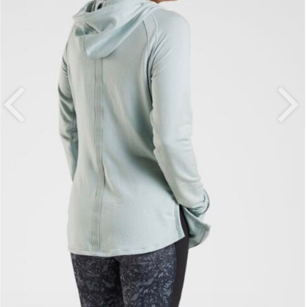 Title 9 | Manresa Hoodie